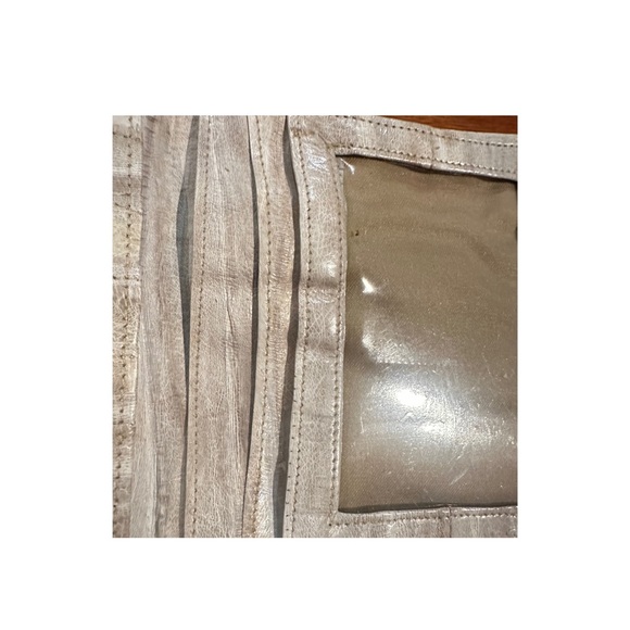 Genuine Eel Skin Wallet - Cream  Color -New - Picture 3 of 16